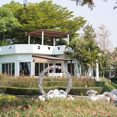 Villa Reina Resort Nong Nam Daeng Εξωτερικό φωτογραφία