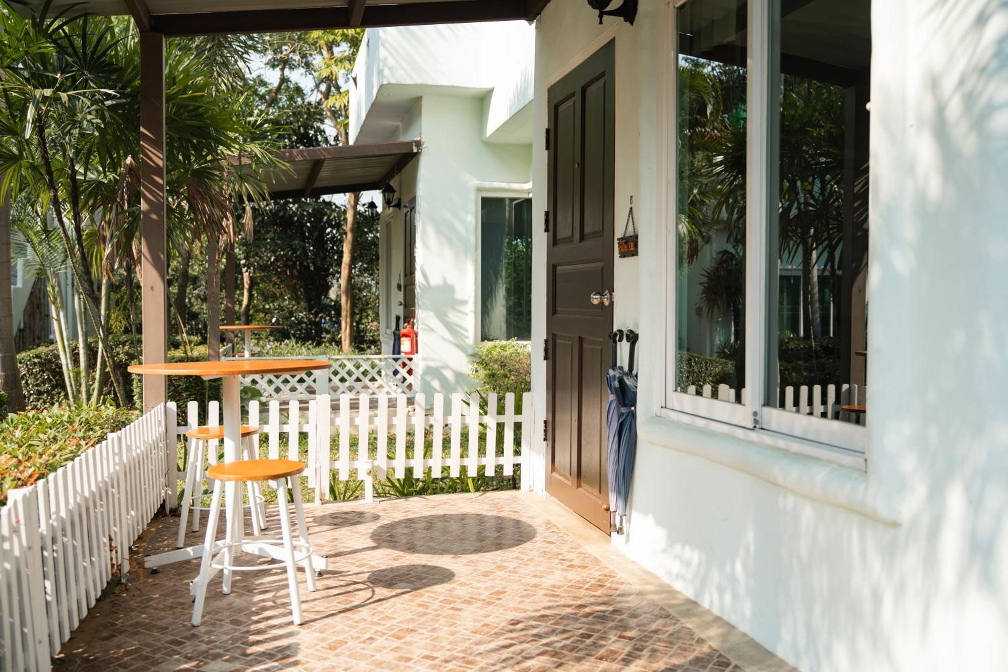 Villa Reina Resort Nong Nam Daeng Εξωτερικό φωτογραφία